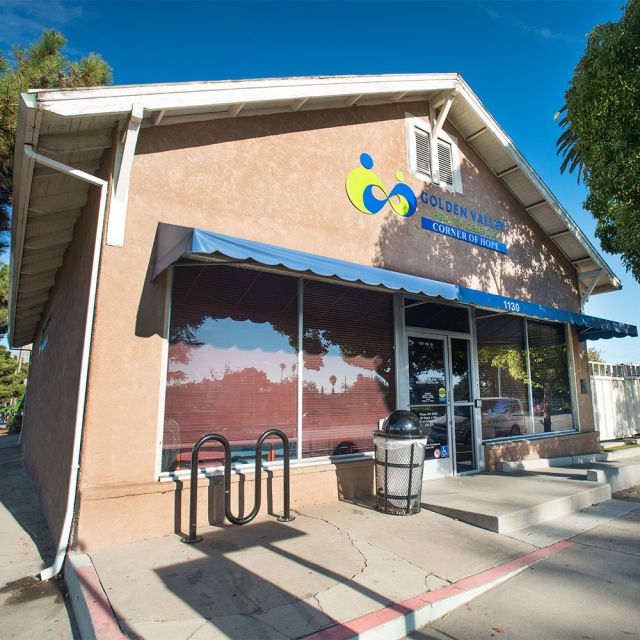 golden-valley-health-centers-modesto-corner-of-hope-square